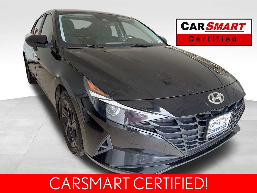 Used 2022 Black Hyundai SEL image 1
