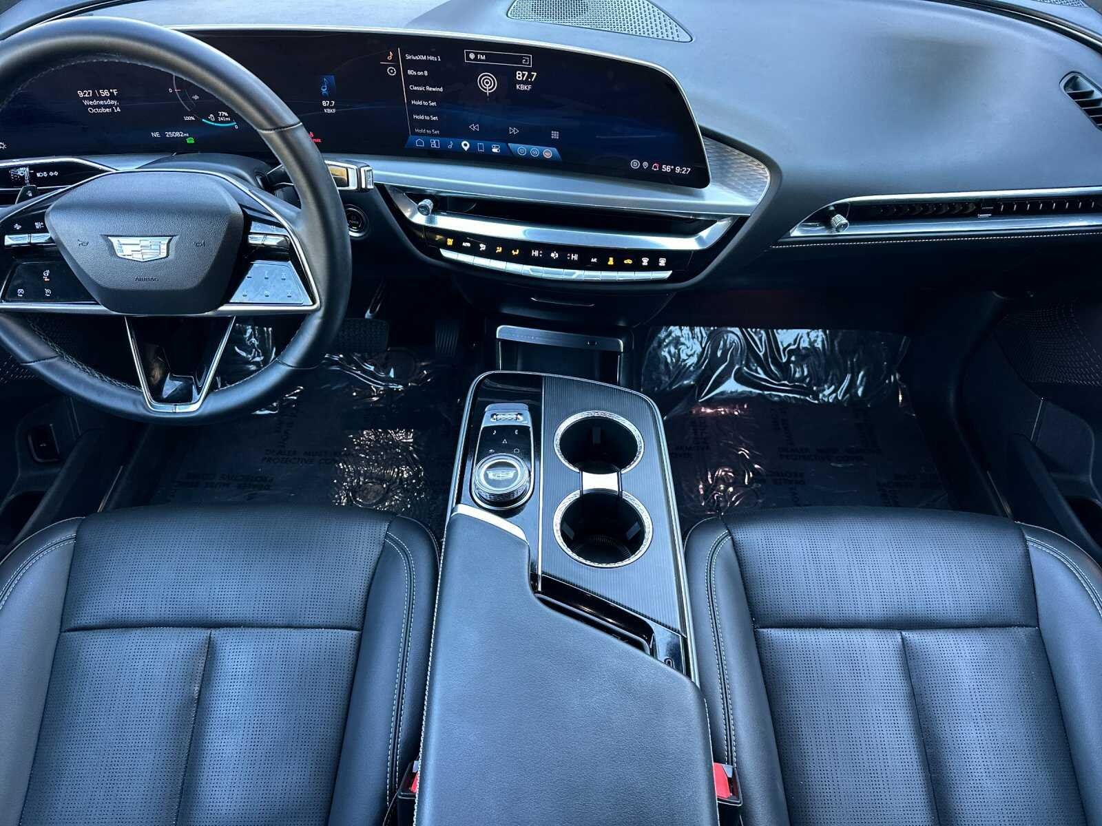 Used 2024 Silver Metallic Cadillac Luxury 4D Sport Utility image 16