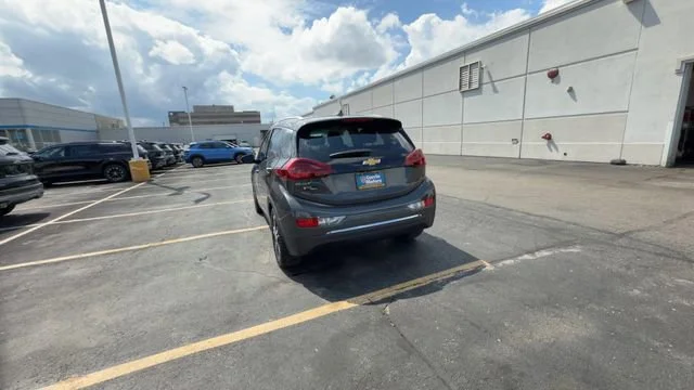 Used 2020 Chevrolet Bolt EV Premier with VIN 1G1FZ6S00L4134609 for sale in Valparaiso, IN