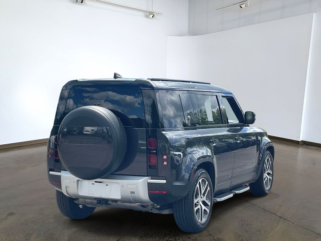 Certified Used 2024 Carpathian Gray Premium Metallic Land Rover S image 7