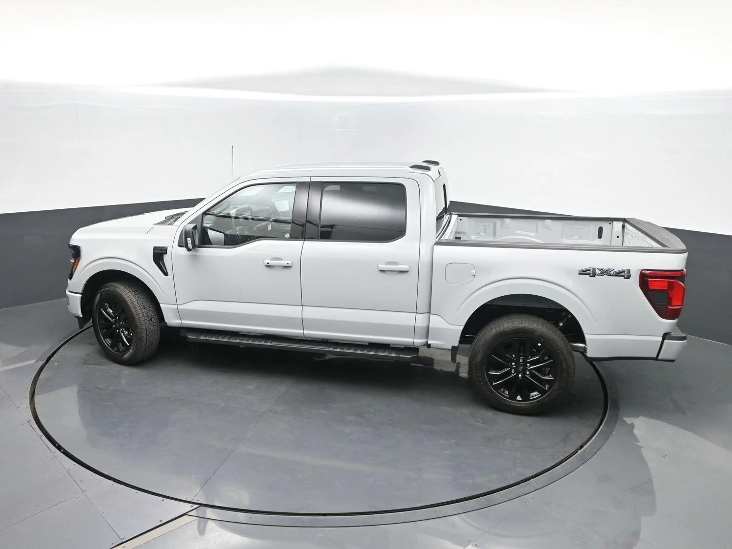 2026 Ford F-150 XLT - Photo 40