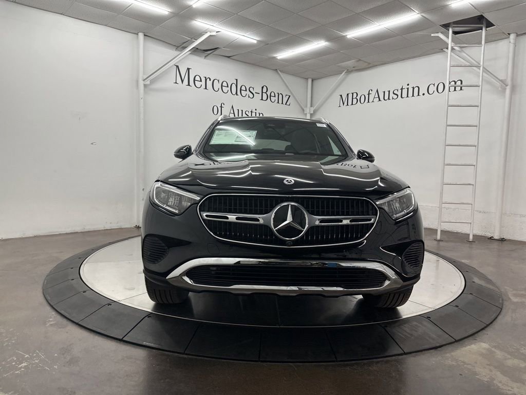New 2026 Black Mercedes-Benz GLC 300 image 31