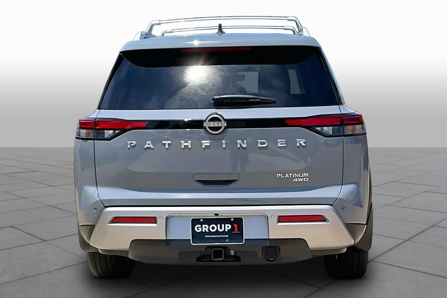 Used 2025 Boulder Gray Pearl Nissan Platinum image 5
