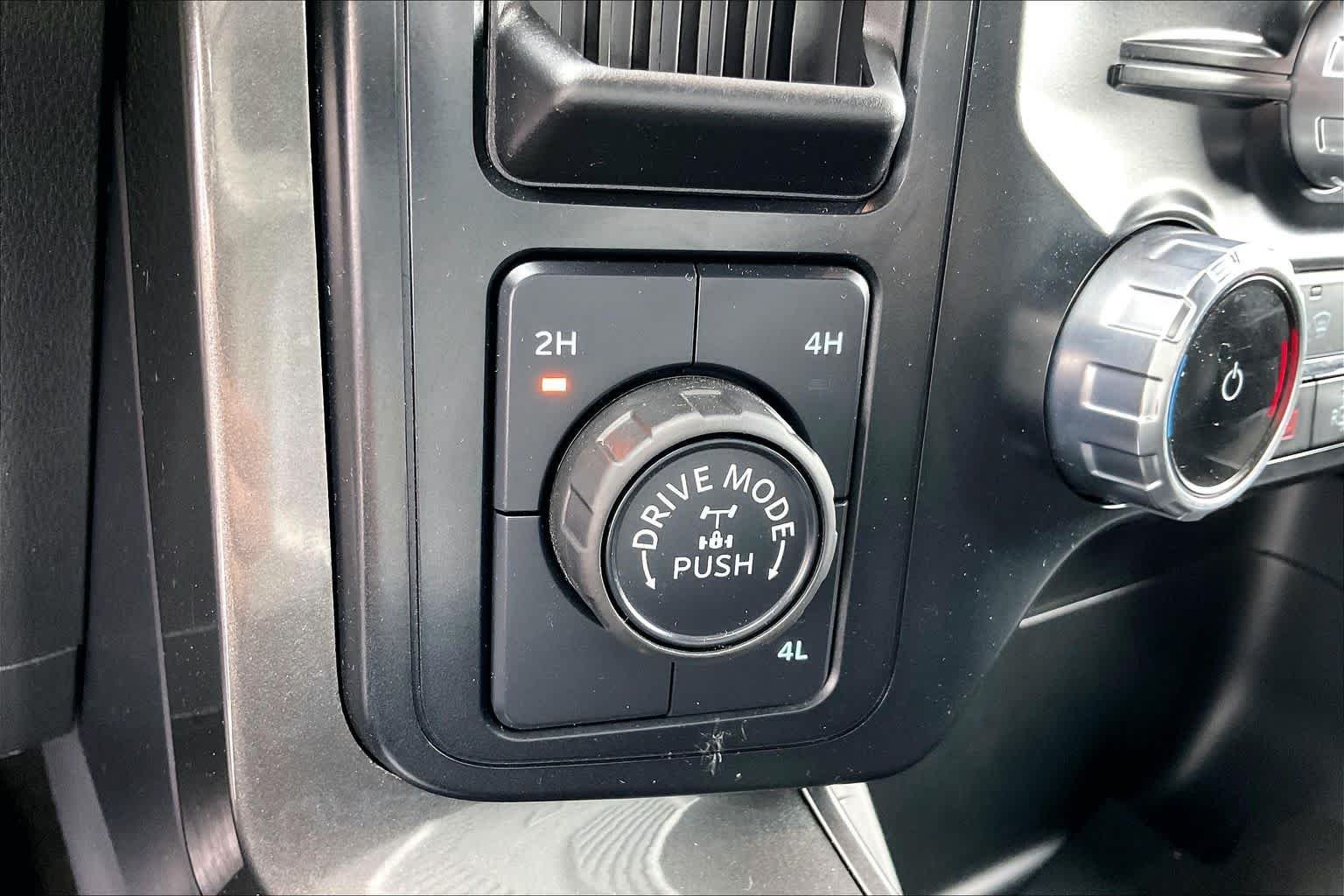 Used 2023 Oxford White Ford Tremor image 32