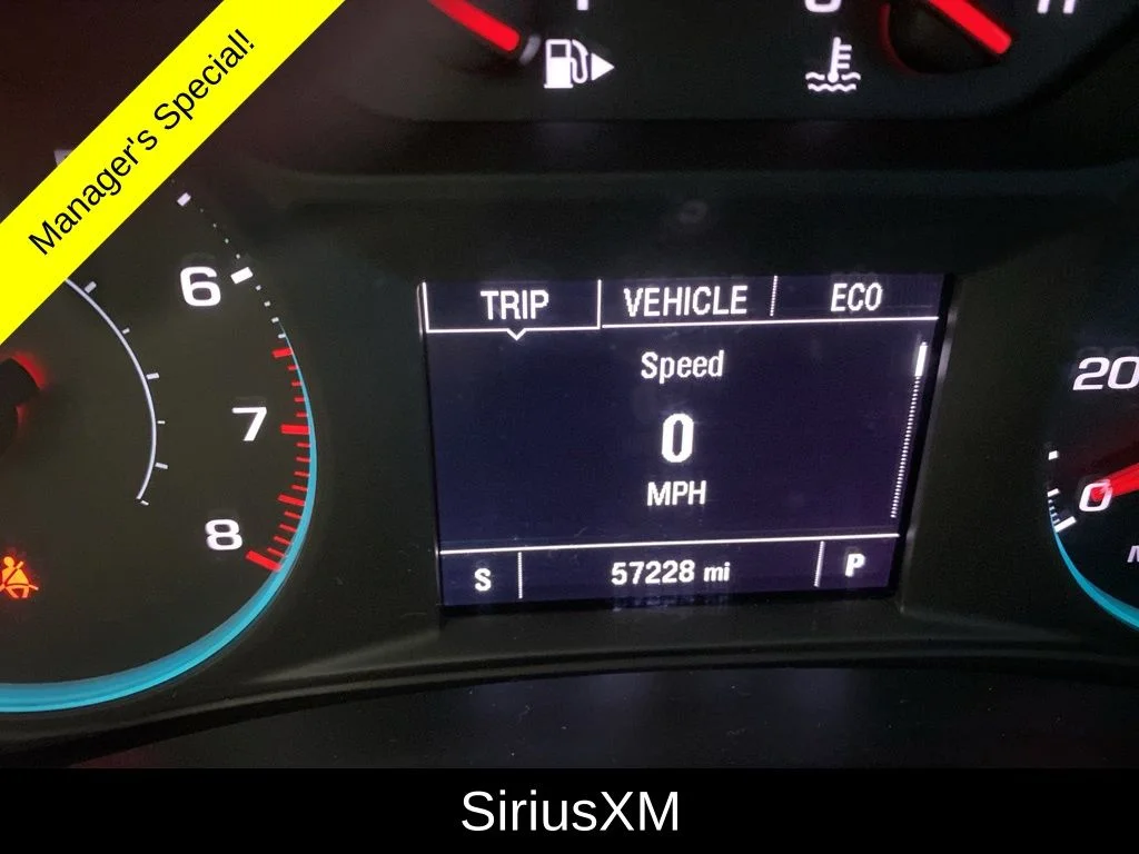 Used 2024 Blue Chevrolet LT image 4