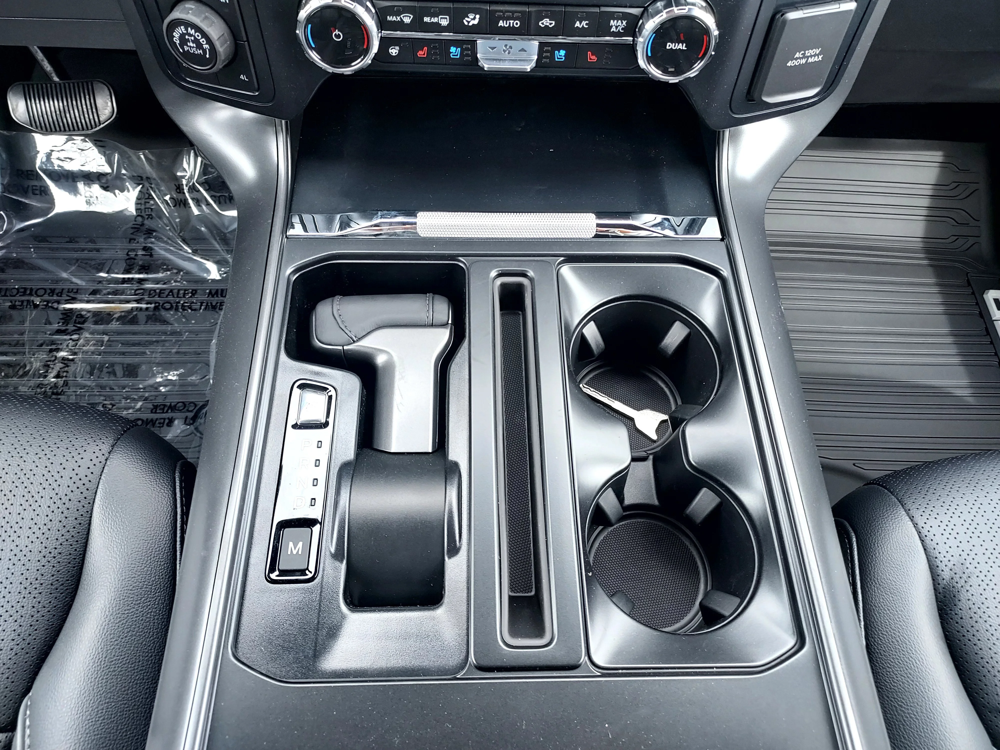 New 2026 Agate Black Metallic Ford LARIAT image 23