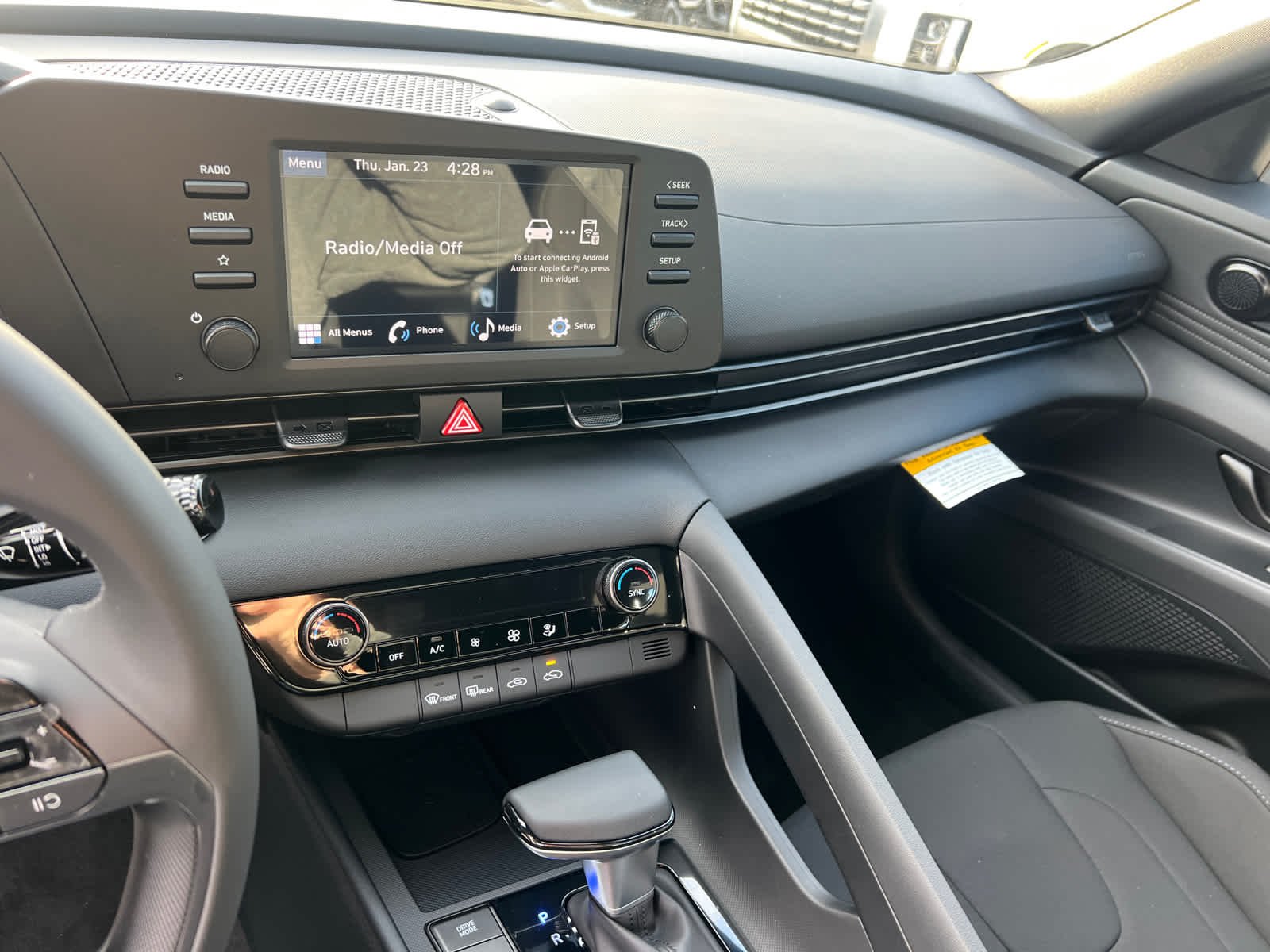 Used 2025 Amazon Gray Hyundai SEL Sport image 19