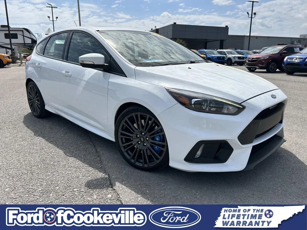 2017 Ford Focus 5 Door Hatch RS's photo