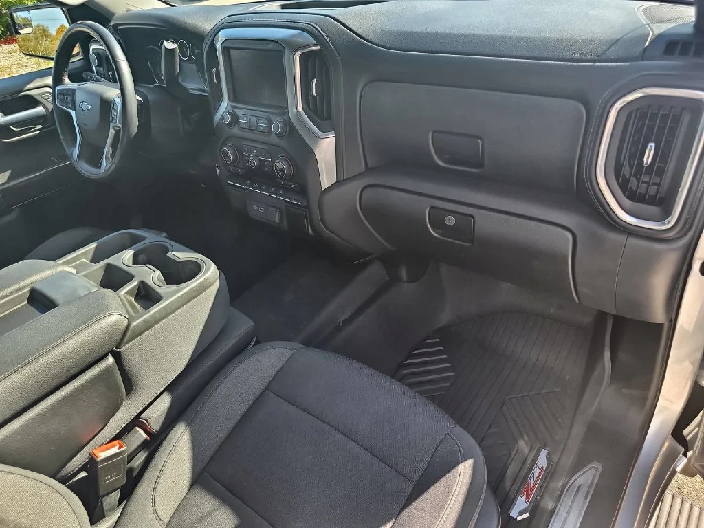 2021 Chevrolet Silverado 1500 RST - Photo 30