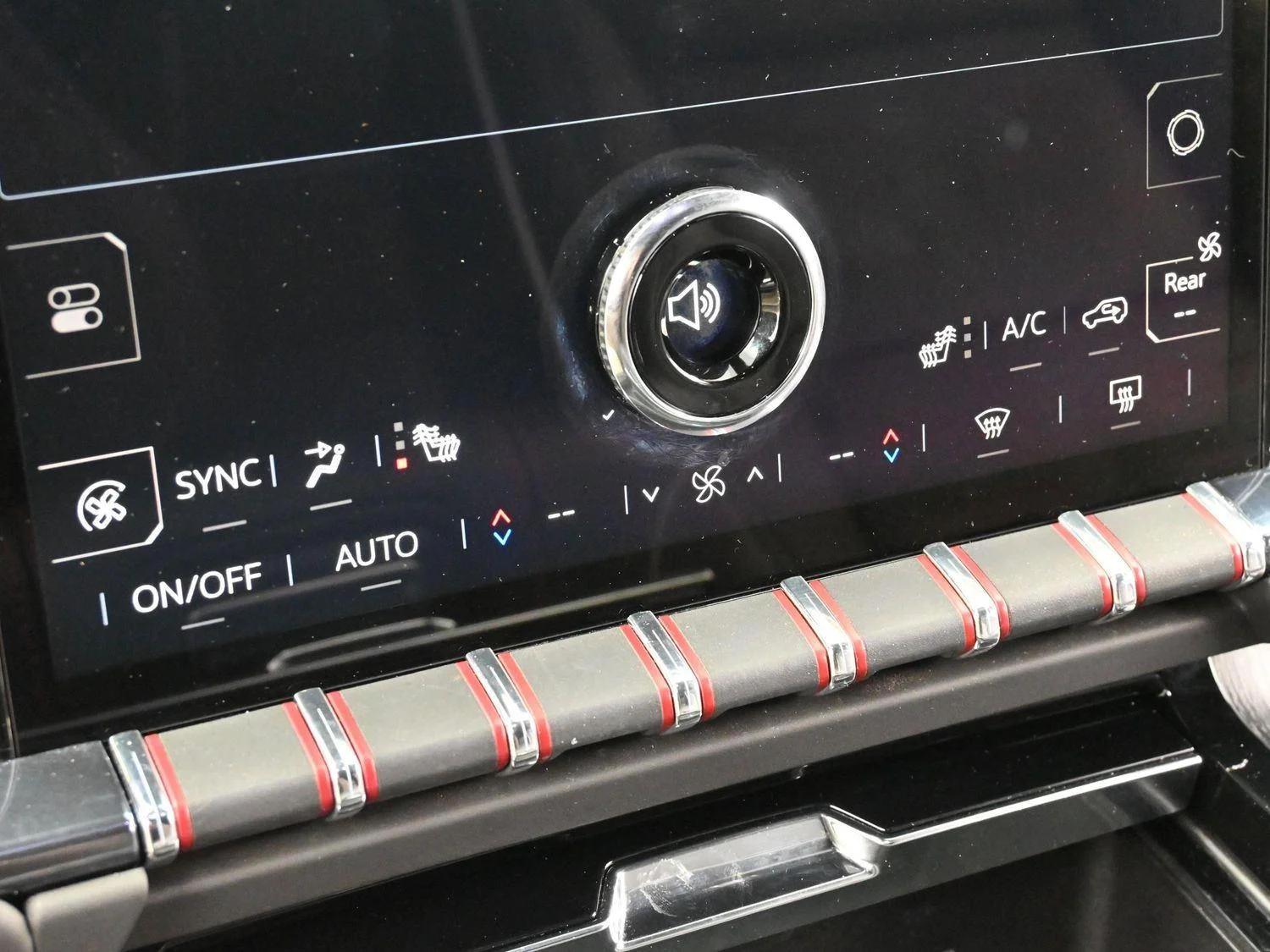 Used 2025 Volcanic Red Tintcoat GMC AT4 Ultimate image 22