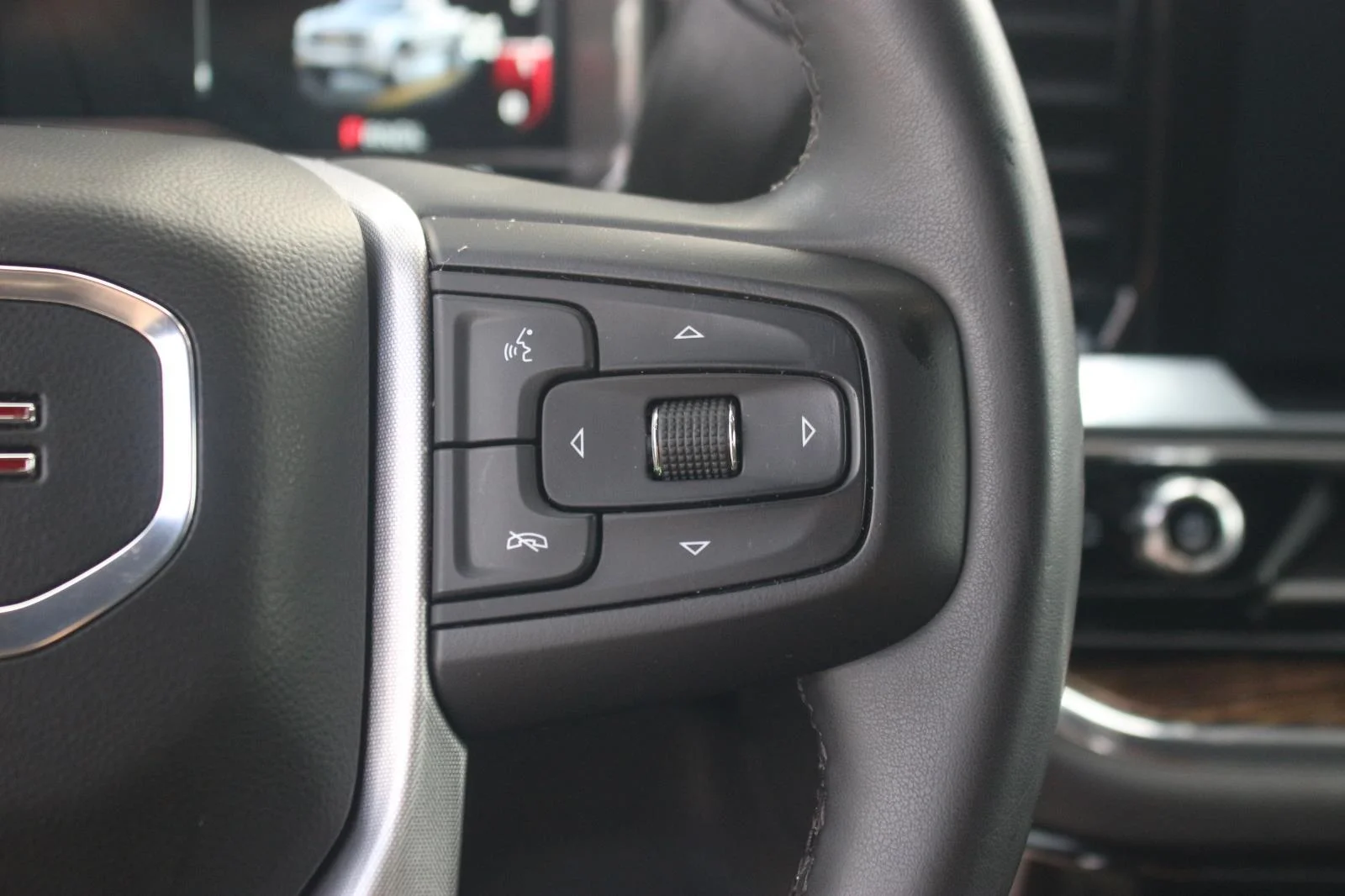 Used 2023 Volcanic Red Tintcoat GMC Elevation image 20