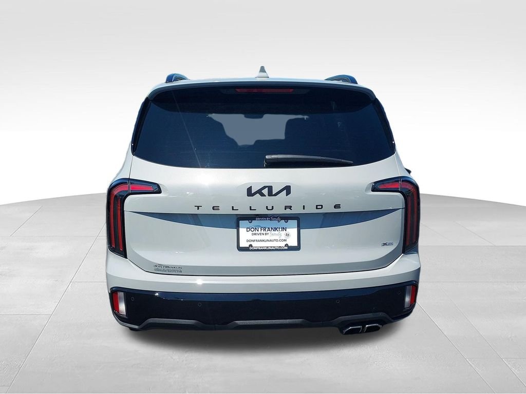Certified Used 2025 Gray Kia SX-Prestige X-Pro image 4