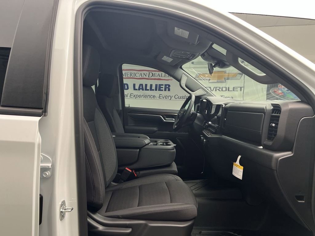 2026 Chevrolet Silverado 1500 LT - Photo 24