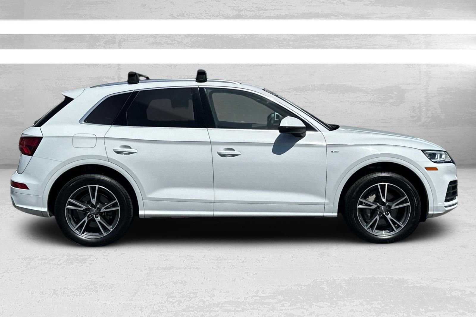 Used 2020 White Audi 55 Premium image 3