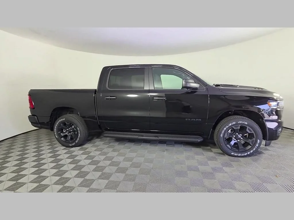 New 2026 Diamond Black Crystal Pearlcoat RAM Express image 23