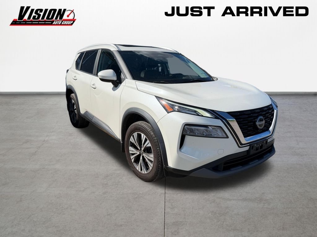 Used 2023 White Nissan SV image 3