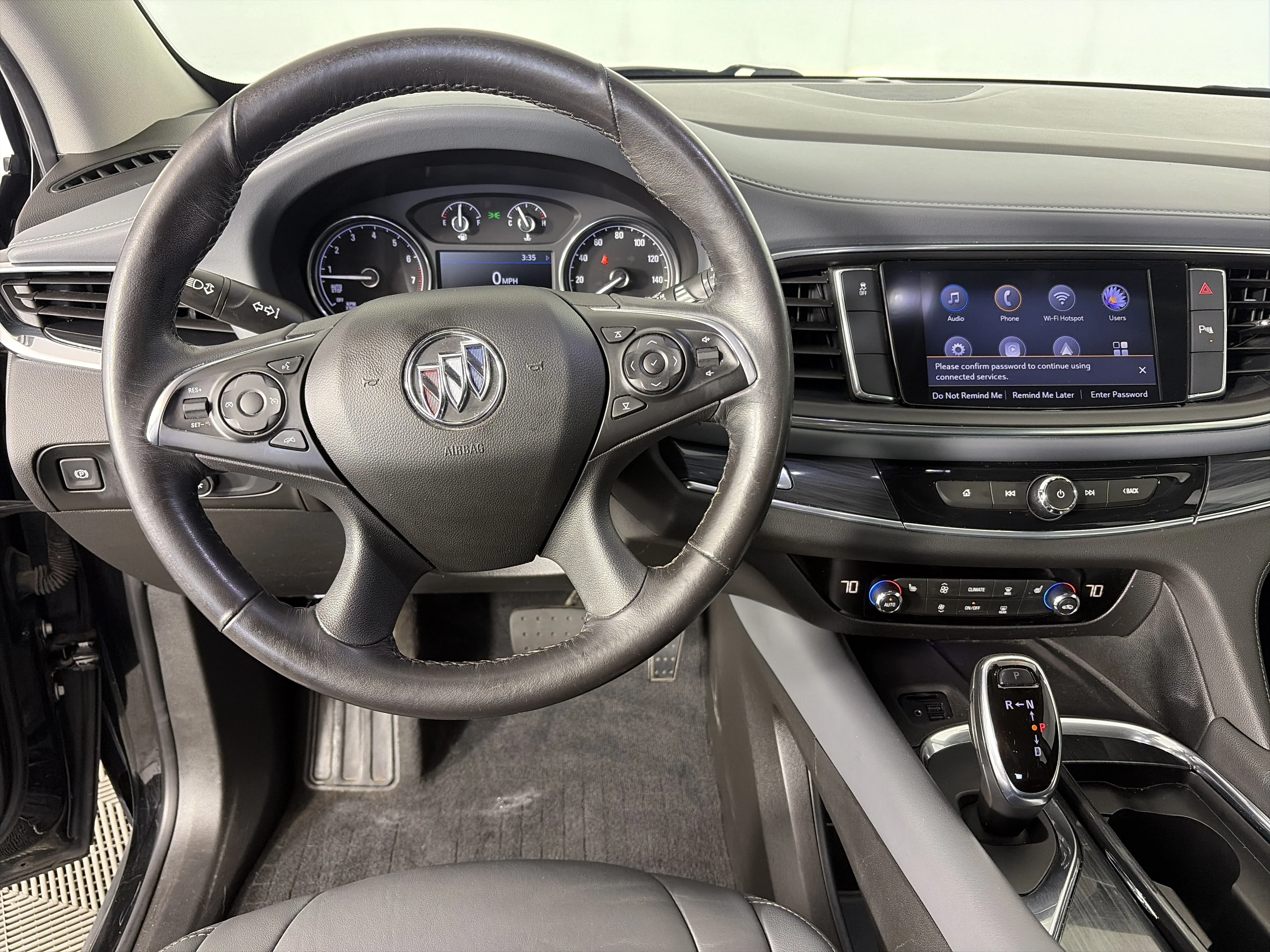 Used 2021 Includes Spectra Gray lower exterior accent color.) Buick Essence image 3