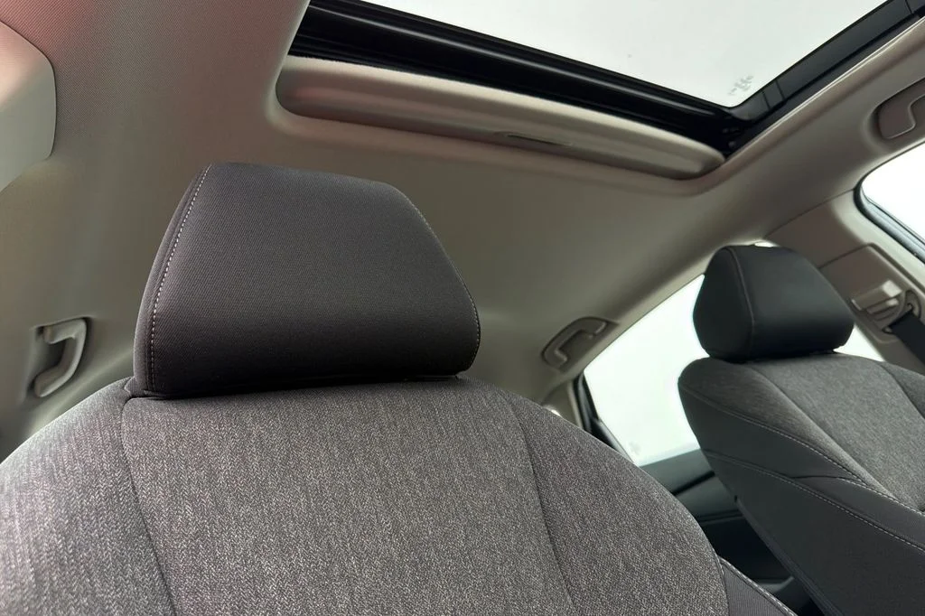 Used 2024 Canyon River Blue Metallic Honda EX image 18