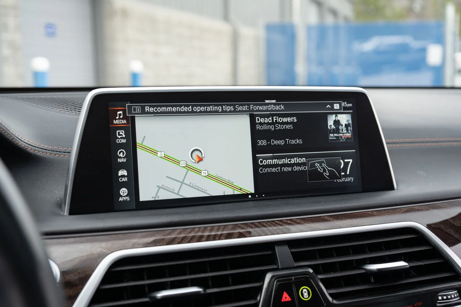 Used 2022 Gray BMW 750i xDrive image 40