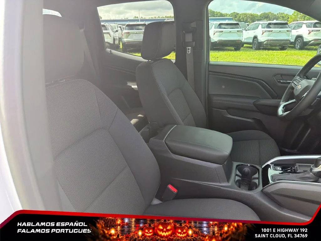 2024 Chevrolet Colorado LT - Photo 31