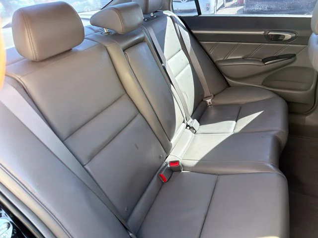 Used 2009 Black Honda EX-L image 24