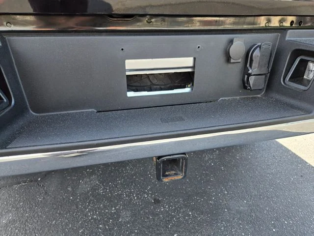 Used 2025 Black Ford XLT image 18