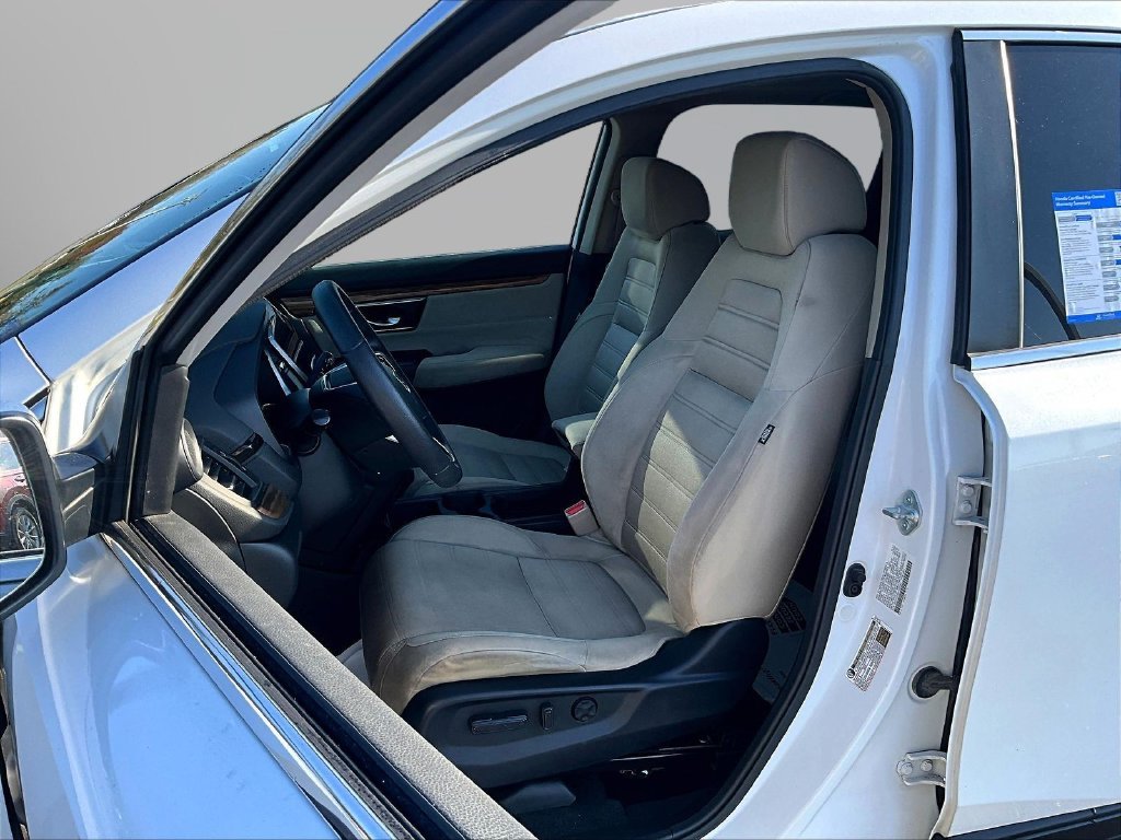 Used 2022 White Honda EX image 24