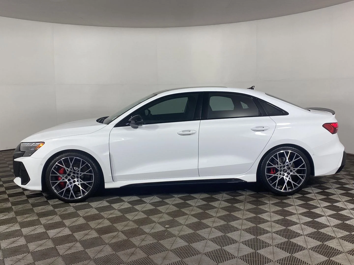 Used 2026 Arkona White Audi  image 4