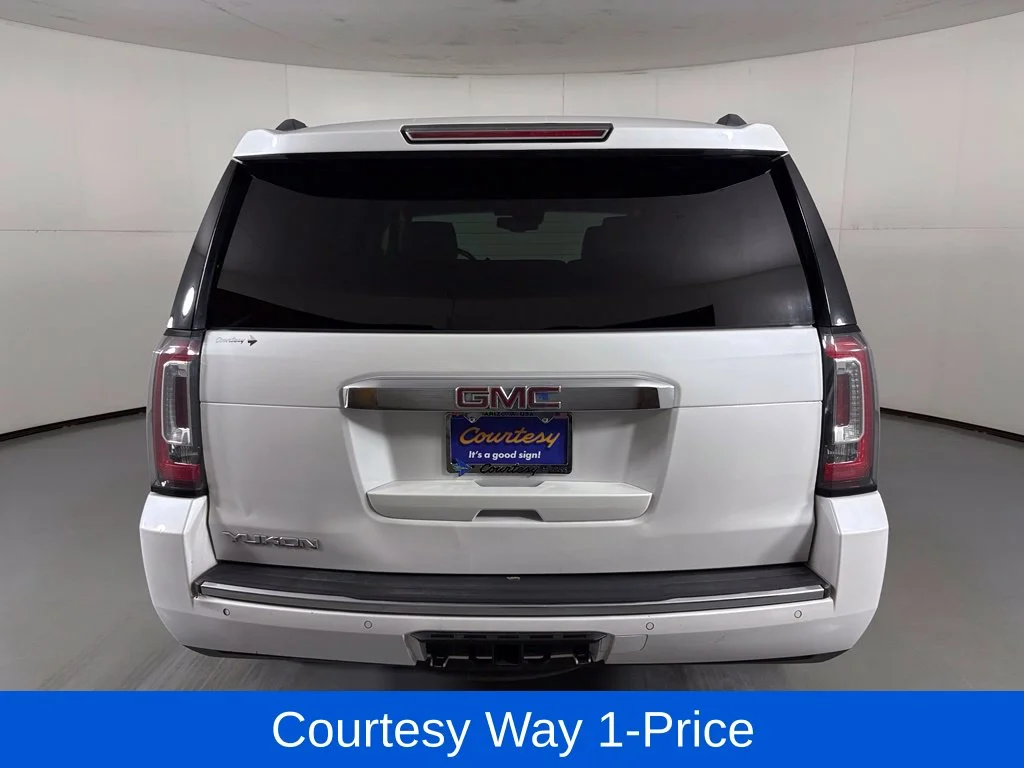 Used 2019 White GMC Denali image 9