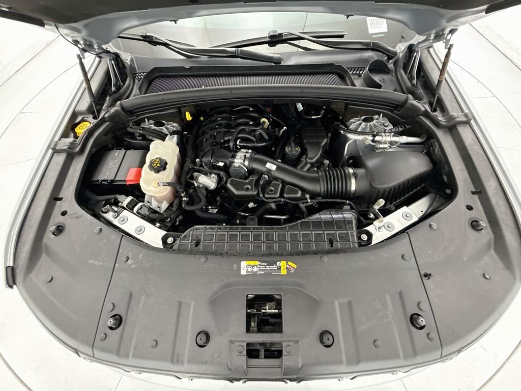 Used 2023 Silver Jeep Altitude X image 27
