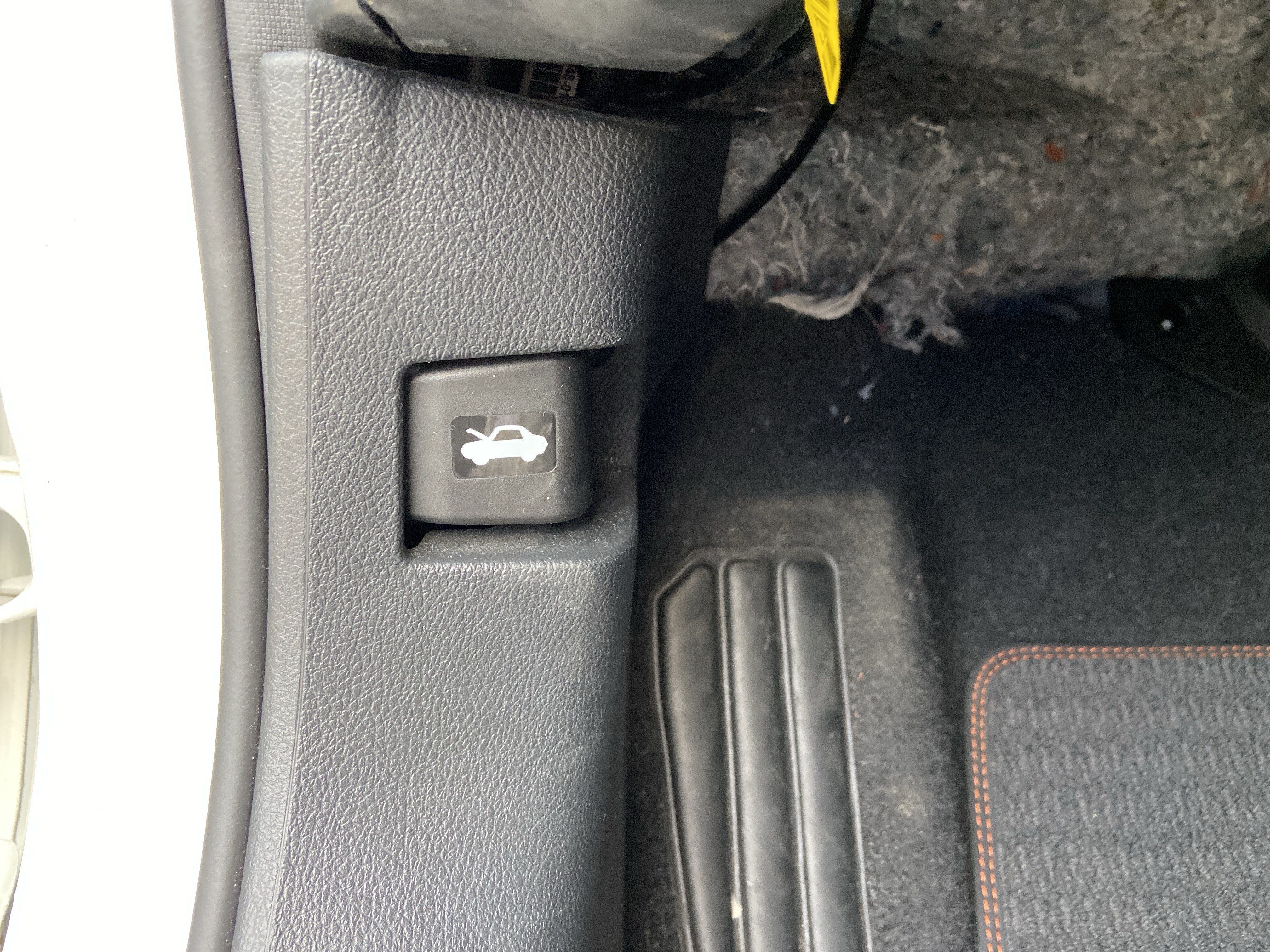 Used 2023 Pearl White Tricoat Nissan 2.0 SR image 48
