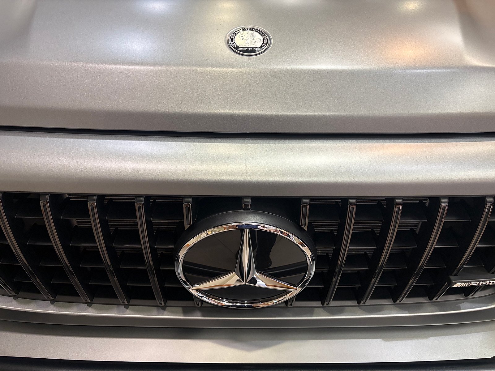 New 2027 MANUFAKTUR Platinum Magno Mercedes-Benz AMG® G 63 image 9