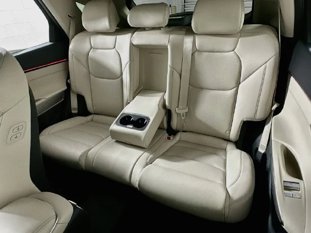 New 2027 Gray Genesis 2.5T Select image 12