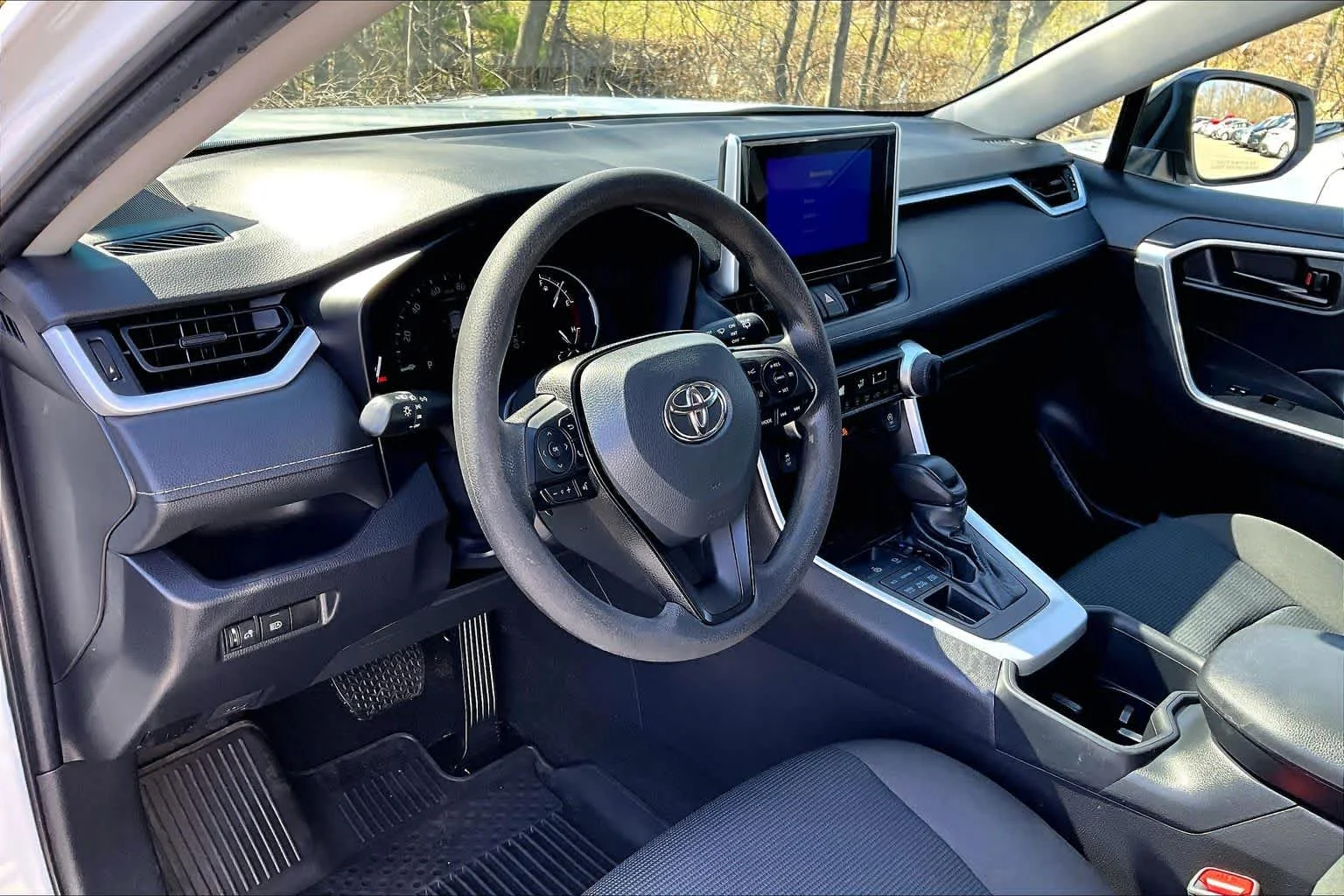 Used 2023 Ice Cap Toyota LE image 16