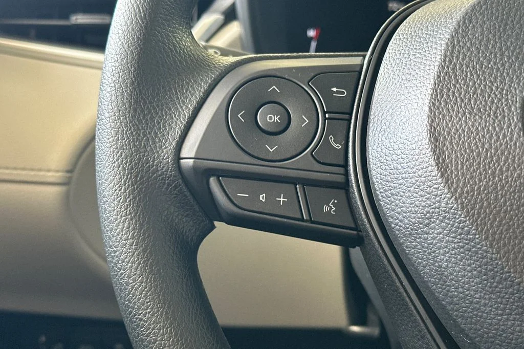 New 2026 Wind Chill Pearl <sup>1</sup> Toyota  L image 26