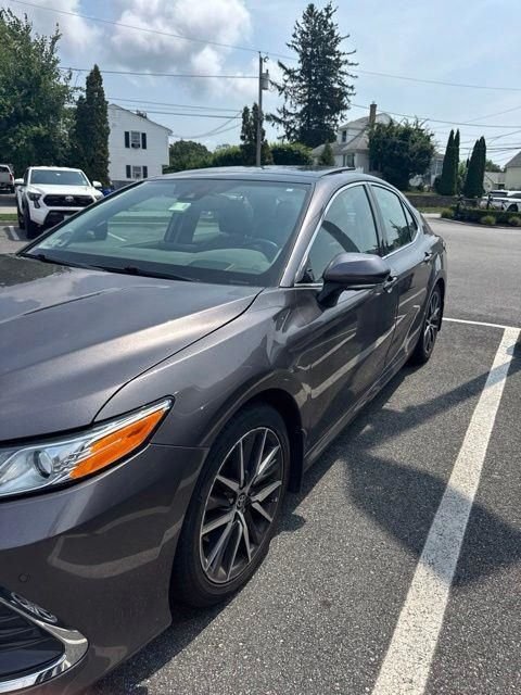 Used 2023 Gray Toyota XLE image 3