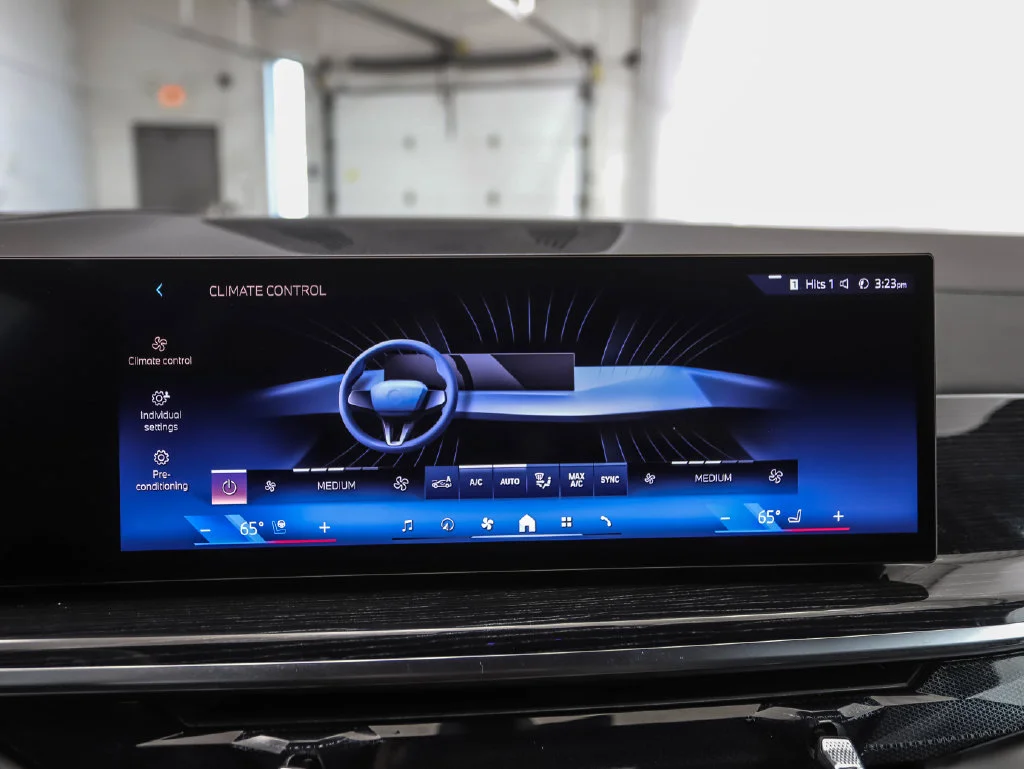 Certified Used 2026 Black Sapphire Metallic BMW xDrive40i image 18