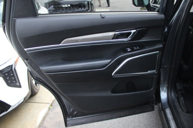 Used 2021 Gray Kia SX image 25