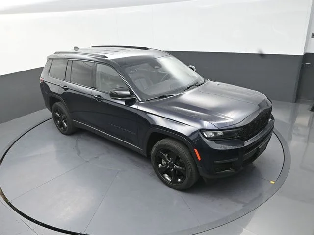 Used 2024 Blue Jeep Limited image 12