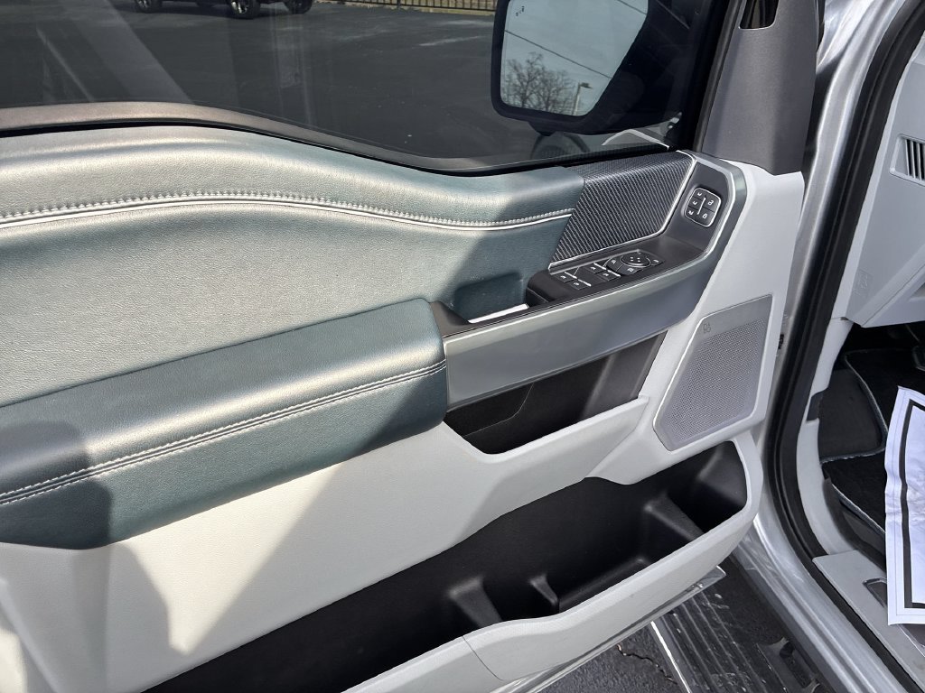 Used 2022 Silver Ford Limited image 13