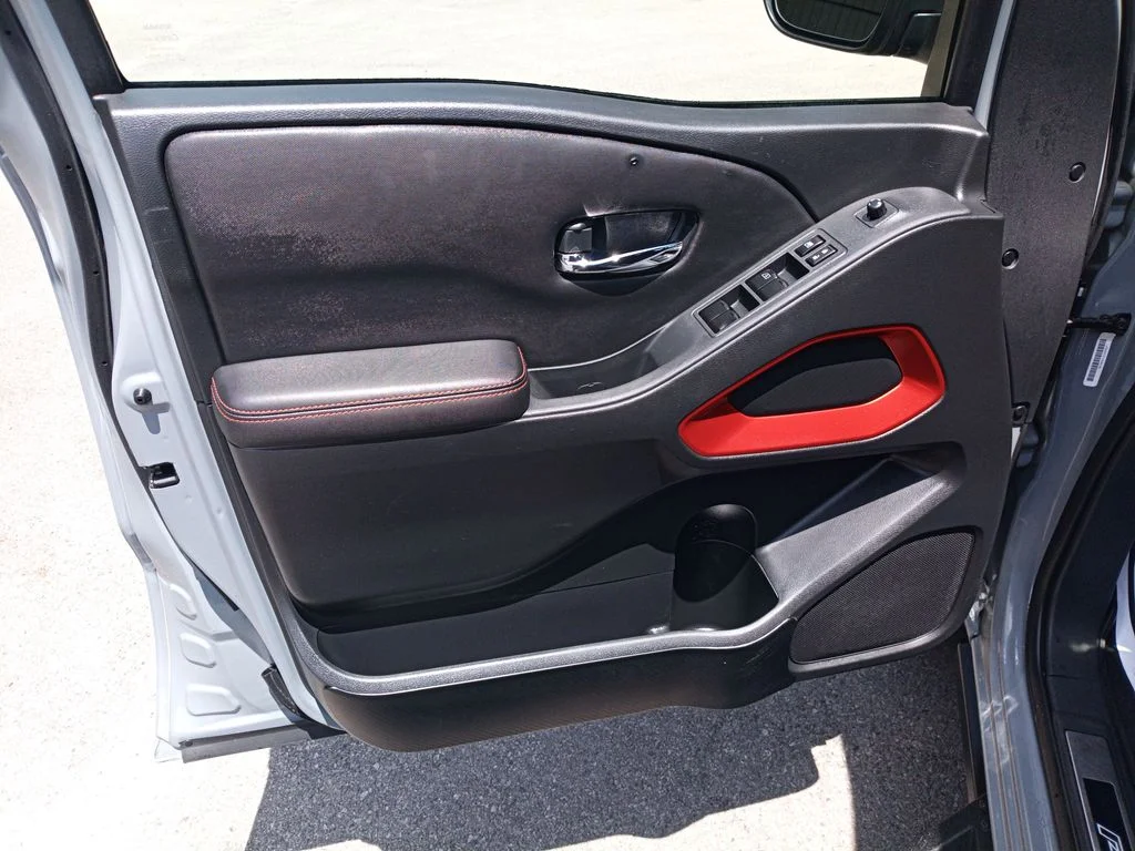 Used 2023 Gray Nissan PRO-4X image 10