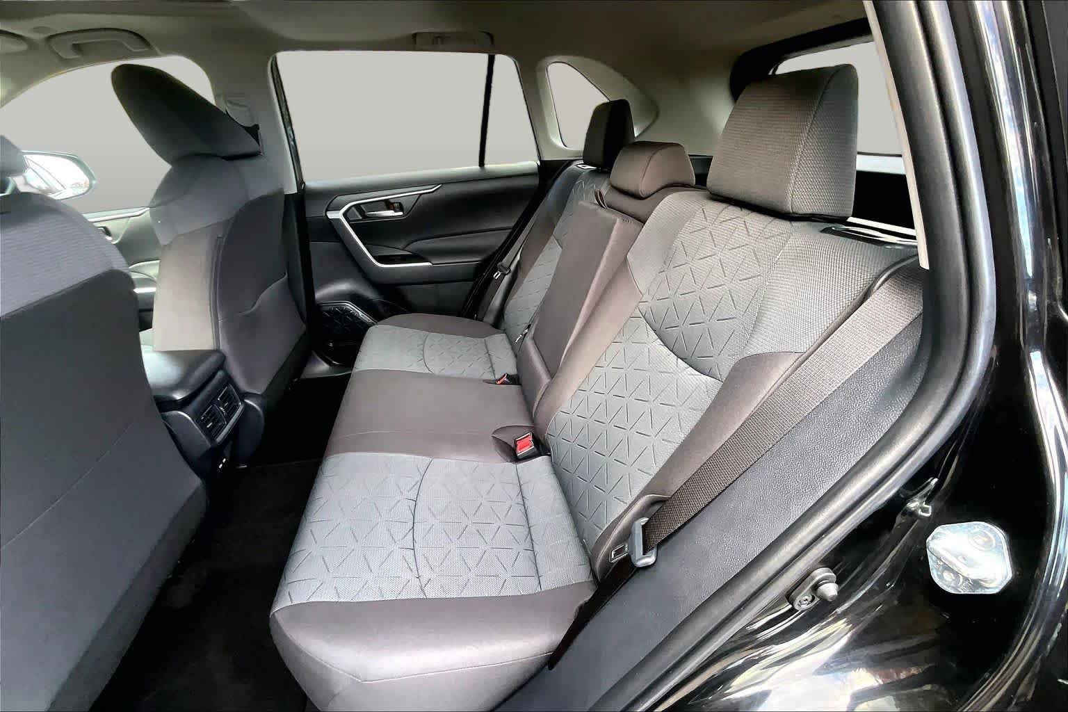 Used 2025 Midnight Black Metallic Toyota XLE image 20