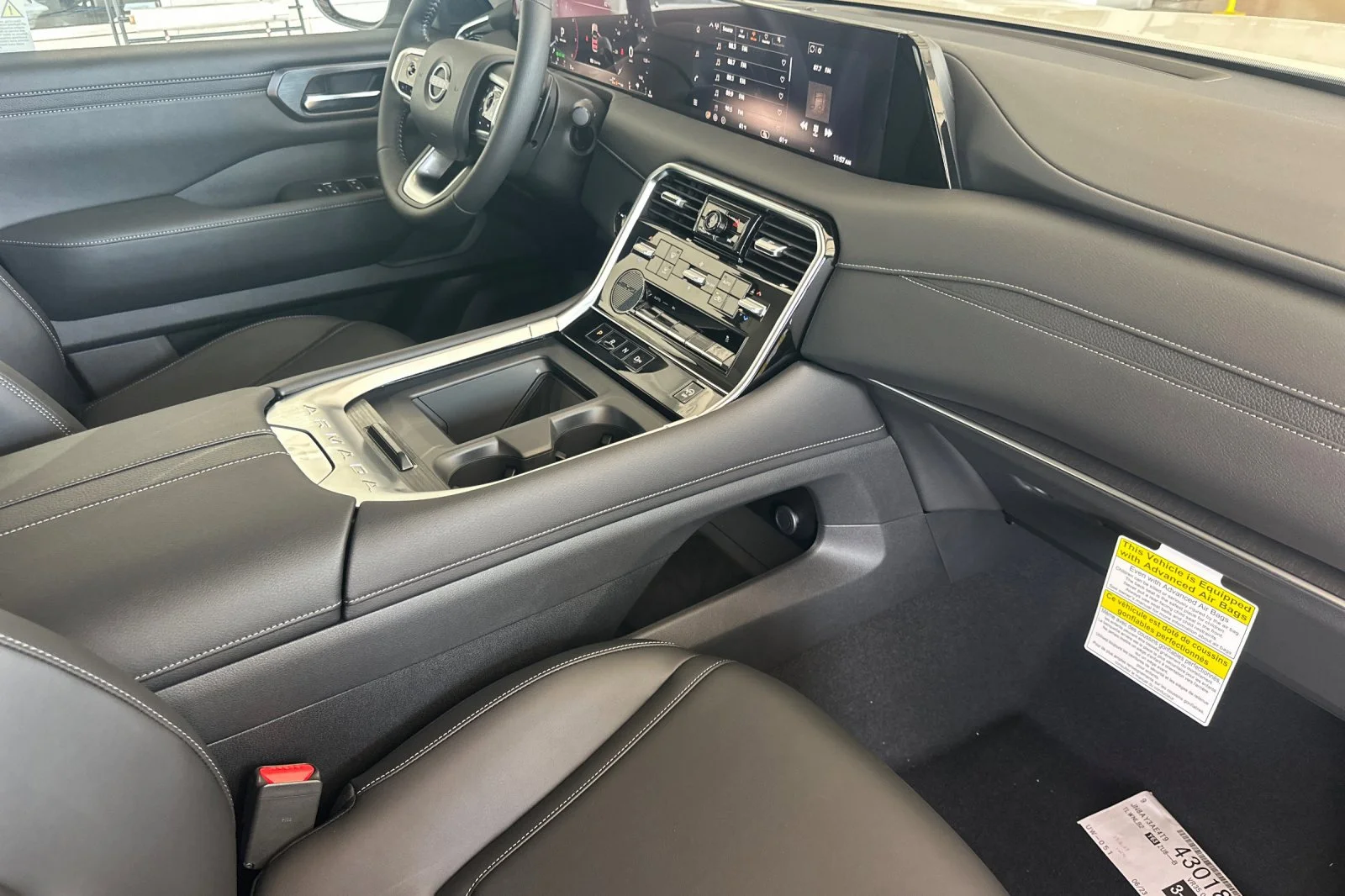 2026 Nissan Armada SV - Photo 17