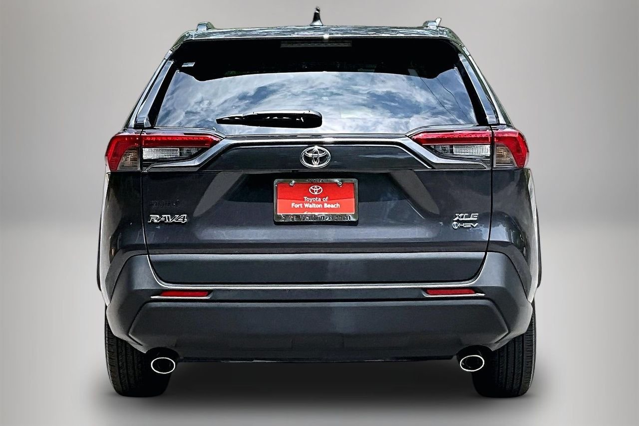 Used 2025 Gray Toyota XLE image 6