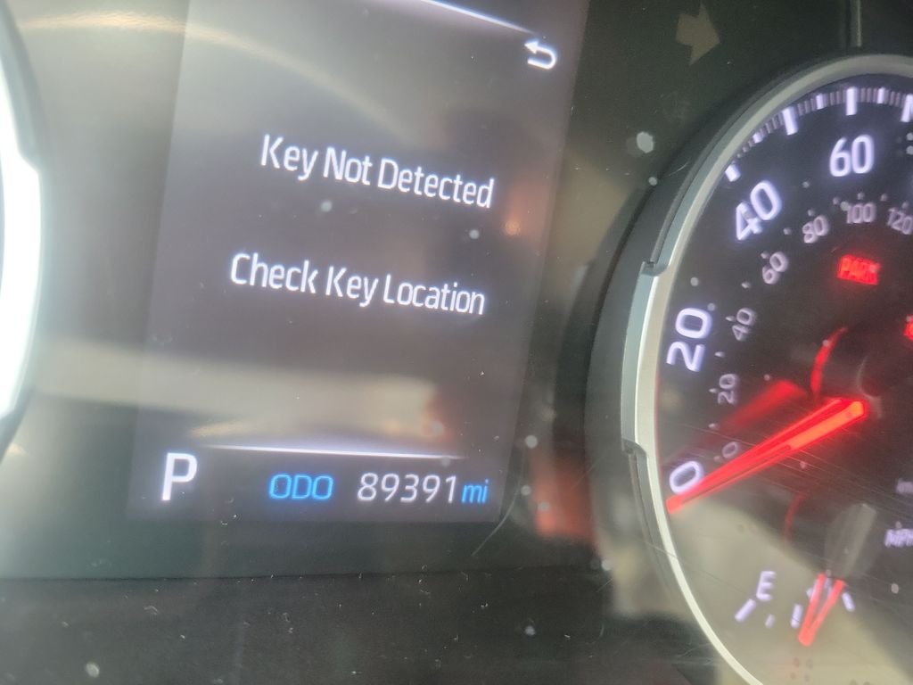 Certified Used 2022 White Toyota XLE image 21