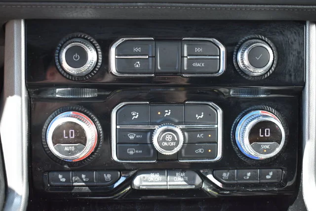 Used 2021 Black GMC Denali image 35