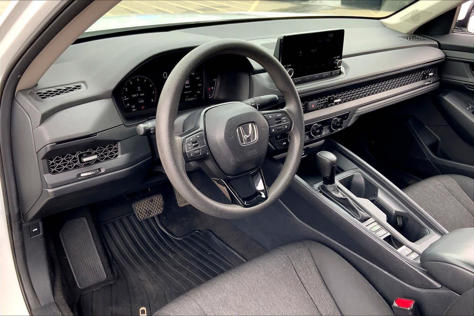 2024 Honda Accord EX - Photo 18