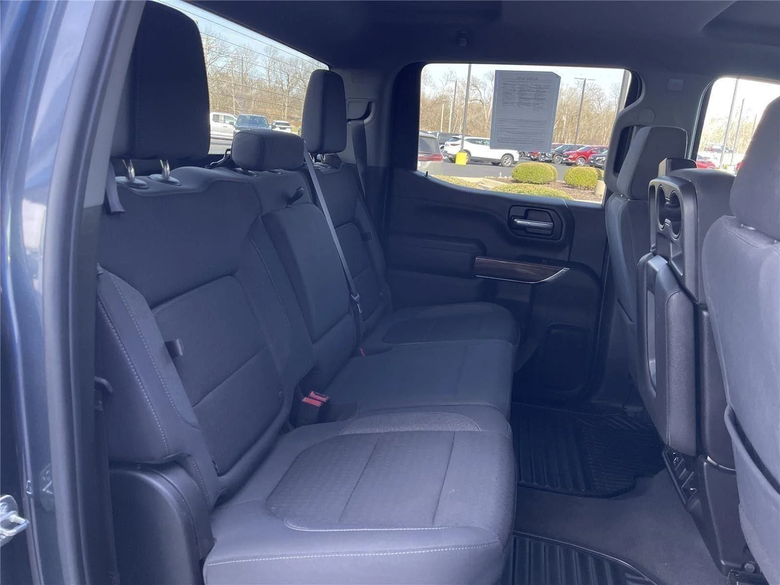 Used 2022 Shadow Gray Metallic Chevrolet RST image 33