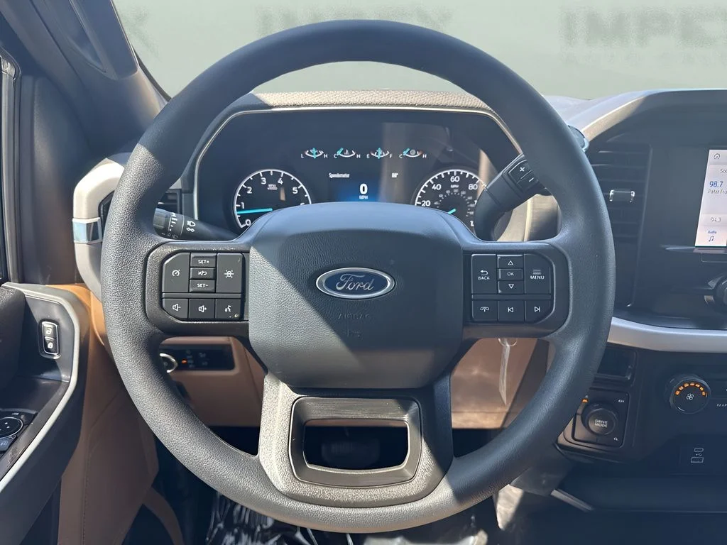 Used 2023 Black Ford XLT image 13
