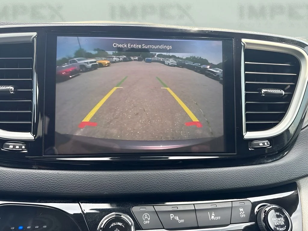 Used 2023 Gray Chrysler Touring L image 20